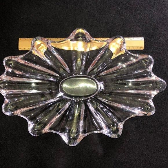 Vannes-le-Chatel Crystal Signed Centerpiece /Bowl - Picture 2 of 8